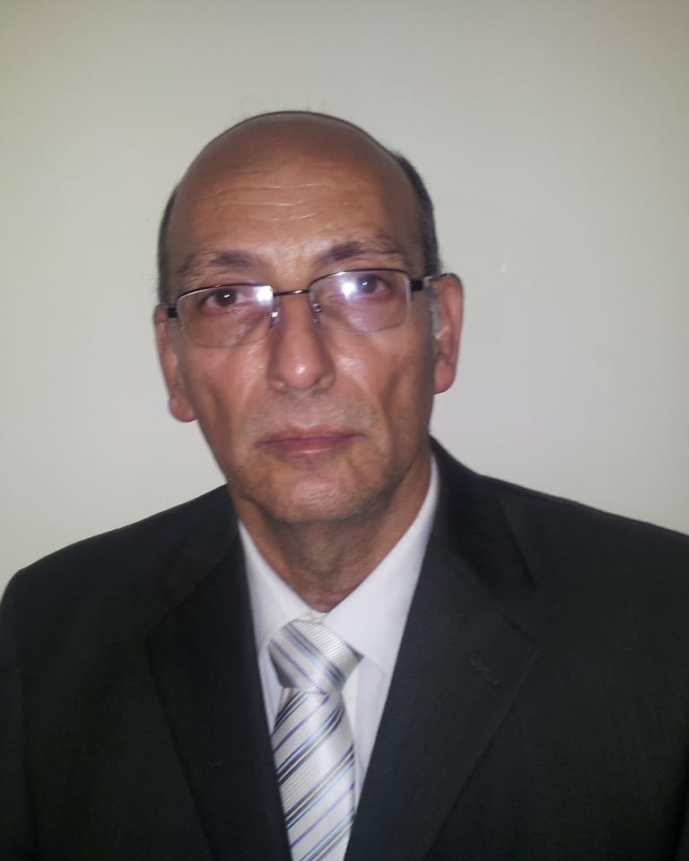 Víctor León